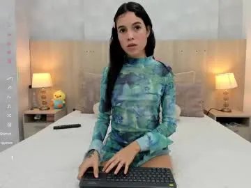 Private ariadna_gonzales on Chaturbate