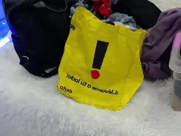 Private arianasantana on Chaturbate