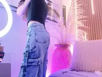 Private arianasantana on Chaturbate