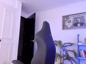 Freechat ashton_coleman_ on Chaturbate