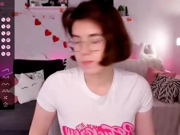 Private bellacaress on Chaturbate