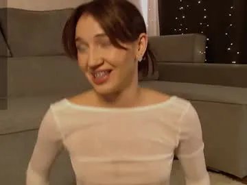 bellla_haddid — GOAL: oil show   [197 tokens remaining]  i`m so playful today!  #natural #skinny #smalltits #feet #daddy