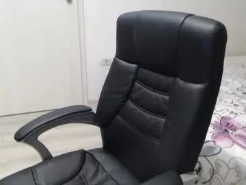 blue_eyes96 on Chaturbate