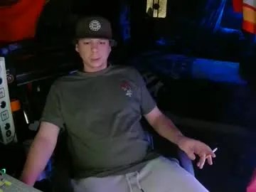 Freechat bowerboi1217 on Chaturbate