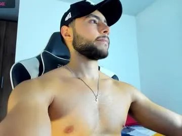 Freechat bryan_oficials on Chaturbate