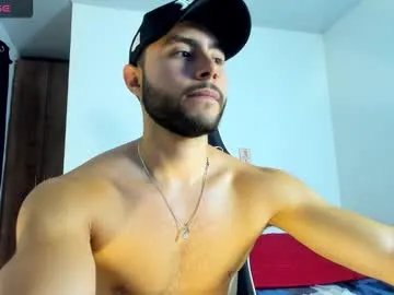 Freechat bryan_oficials on Chaturbate