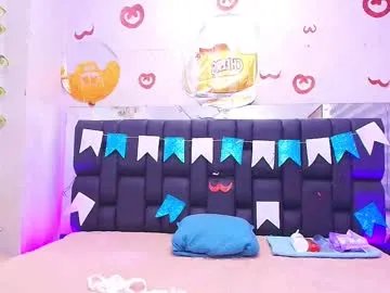 Freechat c_fox_ on Chaturbate