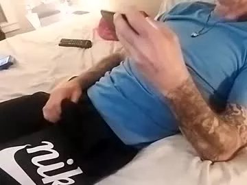 Freechat calredding75 on Chaturbate