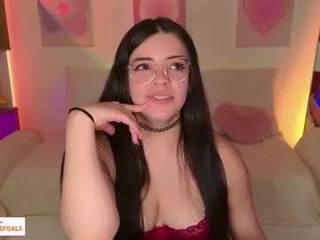 Freechat cammiefoalss on Chaturbate