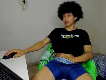 Freechat cardrey05 on Chaturbate