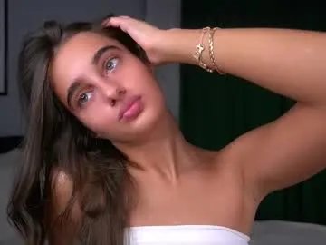 Freechat czamabech on Chaturbate