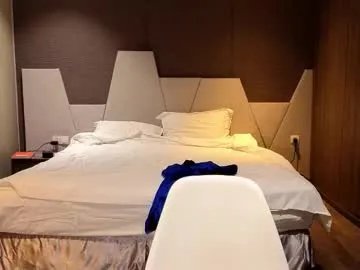 Freechat daisydavis_ on Chaturbate