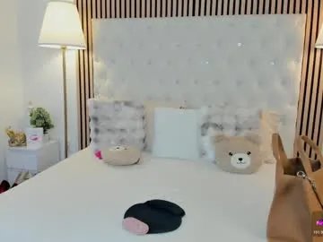 Freechat dariaa_doll on Chaturbate