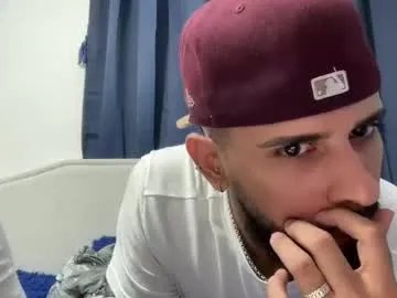 Away dcollins_ on Chaturbate