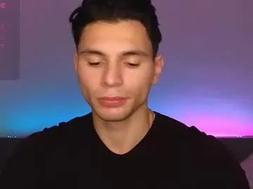 Freechat denlover on Chaturbate