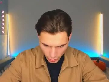 Freechat denlover on Chaturbate