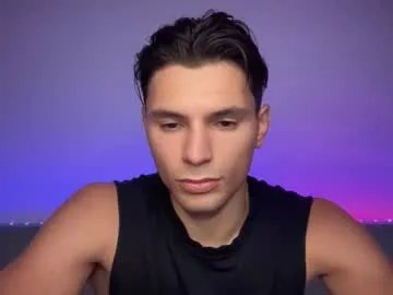 Freechat denlover on Chaturbate