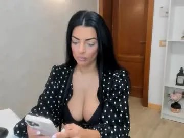 Freechat elisabaxter on Chaturbate