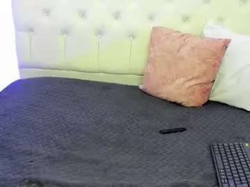 Freechat ephemeral_hot on Chaturbate