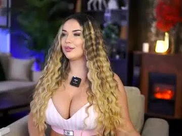 Freechat evasunderland on Chaturbate