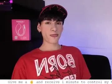 Freechat ezra_storm on Chaturbate