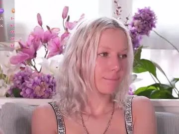 Freechat flexylover_ on Chaturbate