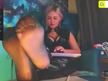 Freechat goddess_isabella11 on Chaturbate