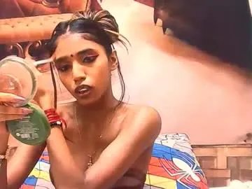 indiansexyslender4u2luv on Chaturbate 