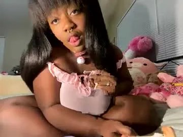 innocentfreaklola on Chaturbate