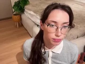 Freechat kellyberry__ on Chaturbate