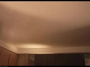 Freechat kinkylina_ on Chaturbate