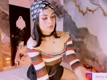 Freechat kitty__sexy_ on Chaturbate