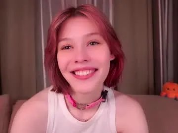 Freechat krissyhei on Chaturbate