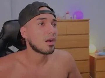 Freechat latin_luxury_i on Chaturbate