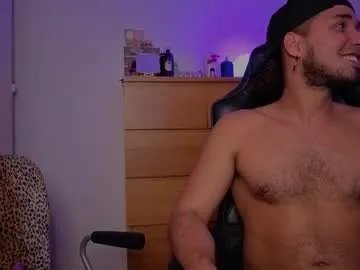 Freechat latin_luxury_i on Chaturbate