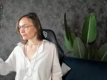 lillian_white1 on Chaturbate 