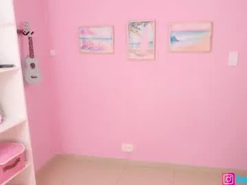 little_effy18_ on Chaturbate 