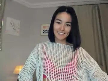 Freechat lora_lifelover on Chaturbate