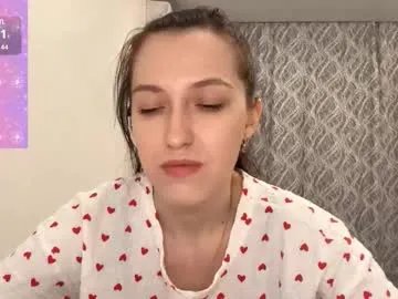 Freechat lucibeveridge on Chaturbate