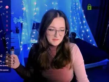 Freechat luna_berryy on Chaturbate