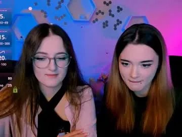 Freechat luna_berryy on Chaturbate