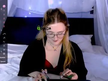 Freechat luna_berryy on Chaturbate