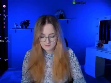 Freechat luna_berryy on Chaturbate