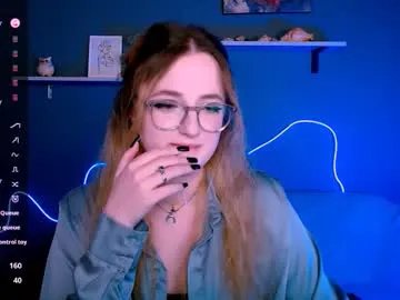 Freechat luna_berryy on Chaturbate