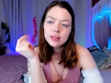 Freechat lunarlily7 on Chaturbate