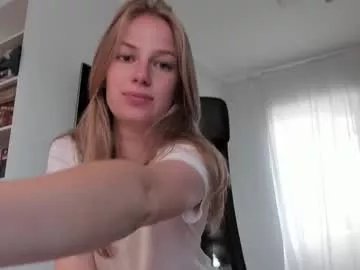 Freechat magic_couple13 on Chaturbate