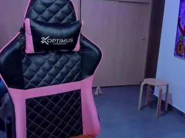 Freechat marianne__ on Chaturbate