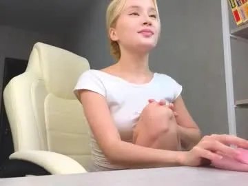 Freechat marietta__castro on Chaturbate