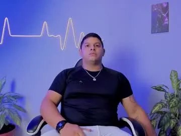 Freechat maximussteel_ on Chaturbate