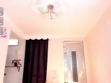 Freechat miapink_ofi_ on Chaturbate